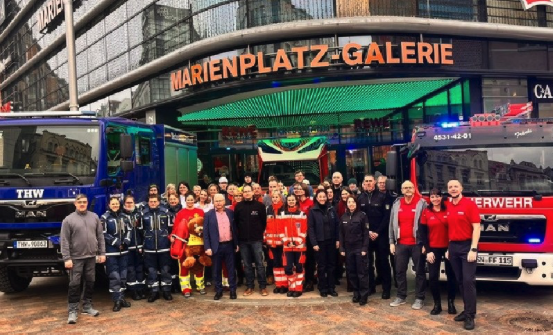 KatRetter beim Blaulichttag in Schwerin